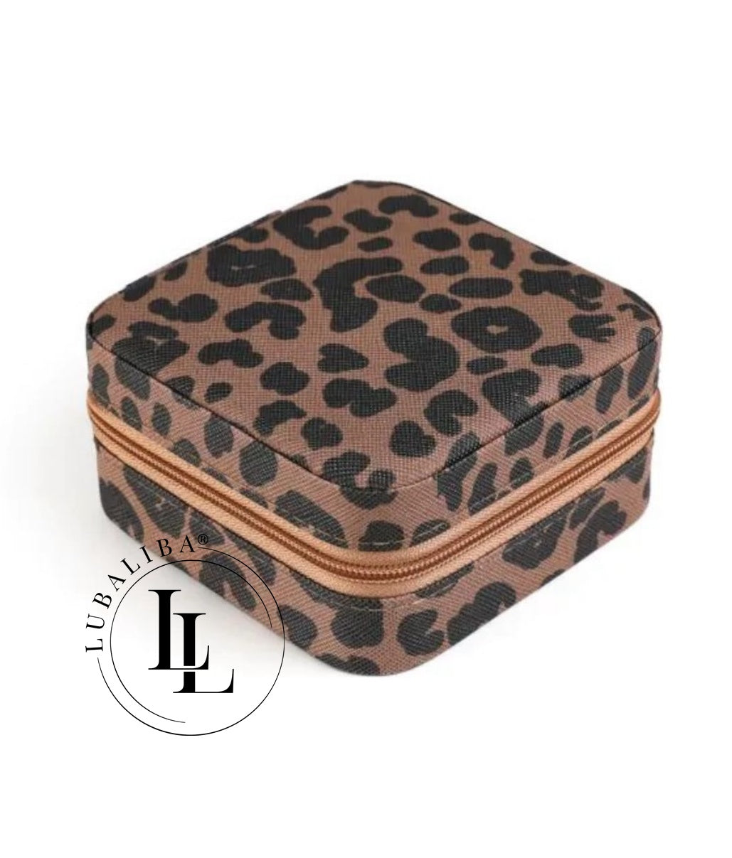 Schmucketui Leopard Design